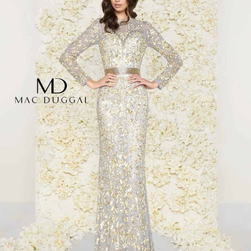 NWT Mac Duggal 14 Platinum Gold Long Sleeve Back Cutout Gown Dress 4316